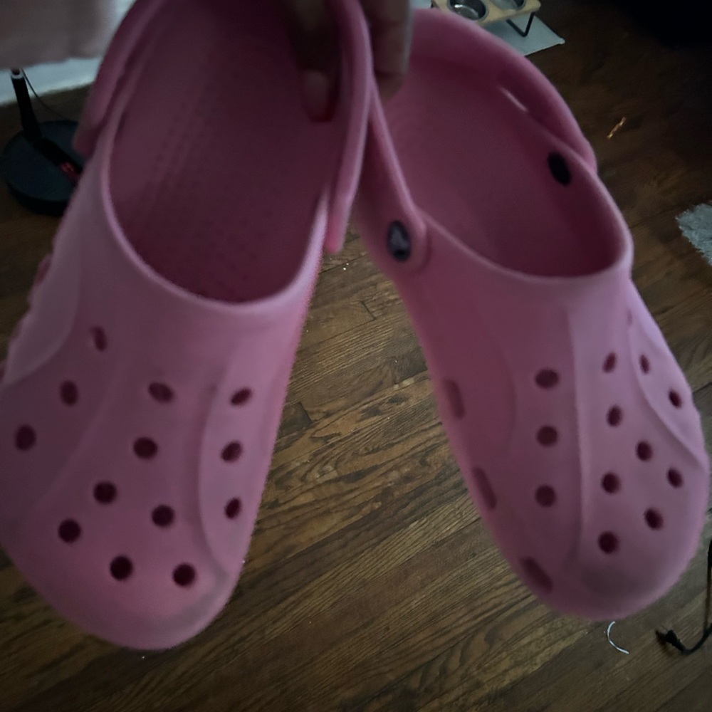 Women PINK CROCS